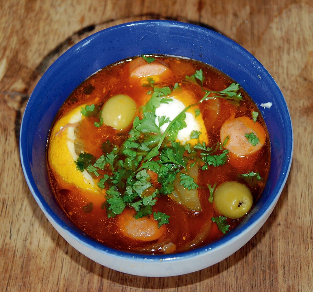 Soljanka (Sopa Agria Contundente de Alemania Oriental)