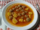 Sulu Köfte (Türkischer Fleischbällchen-Eintopf)