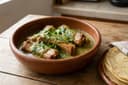 Schweinerippchen in grüner Sauce