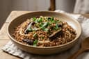 Grano saraceno con funghi selvatici