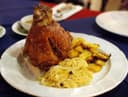 Schweinshaxe (Knusprige Bayerische Schweinshaxe)