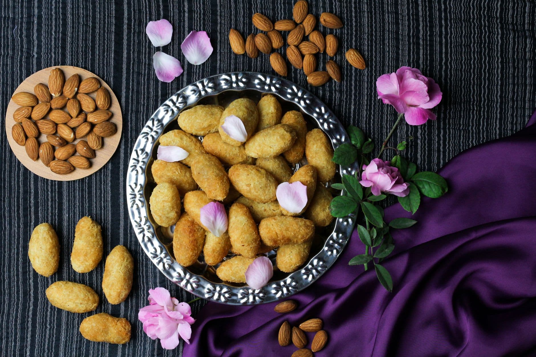 Amigdalota: Traditional Greek Almond Cookies