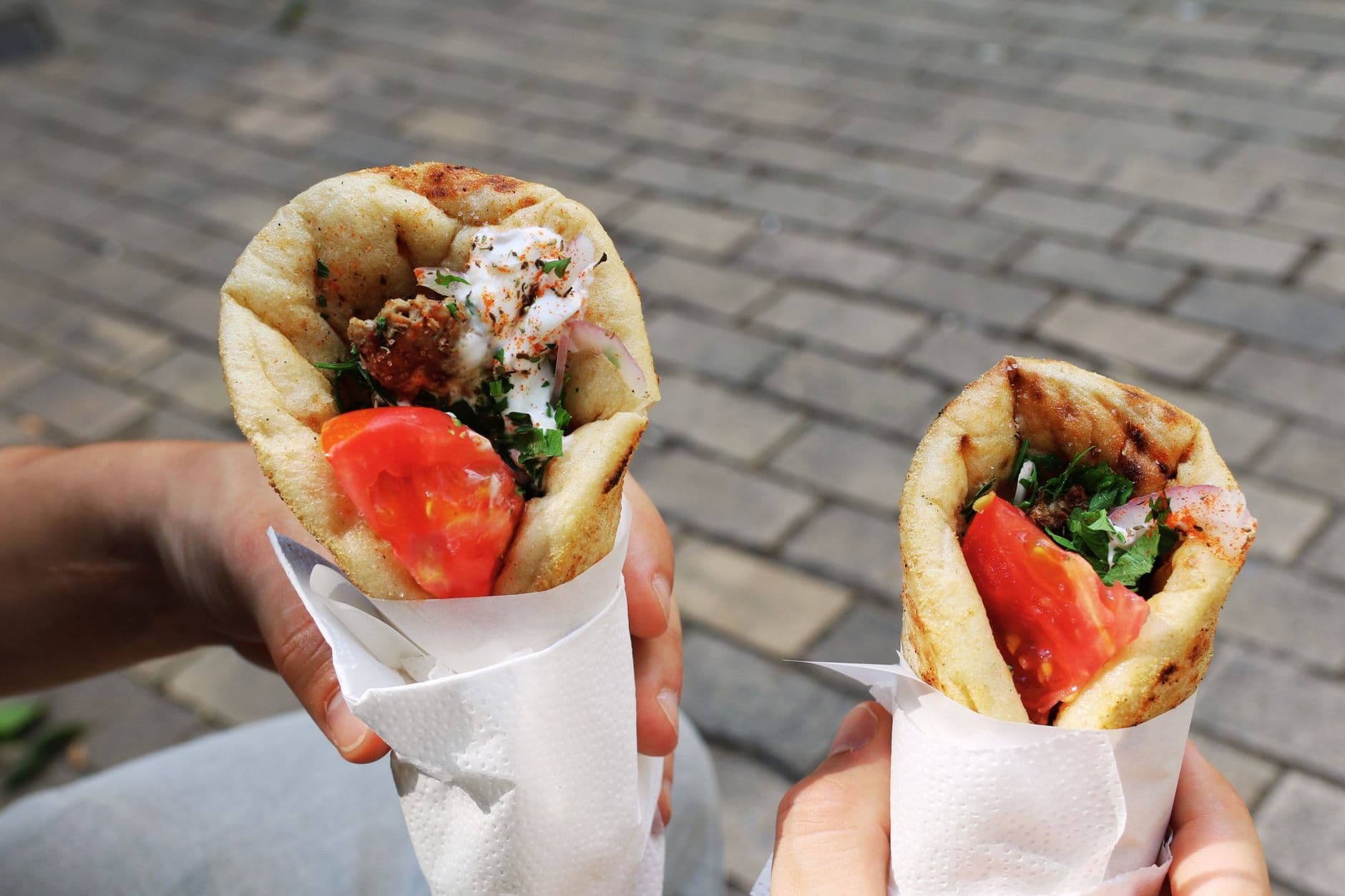 Gyro Pita: Traditional Greek Gyro Sandwich