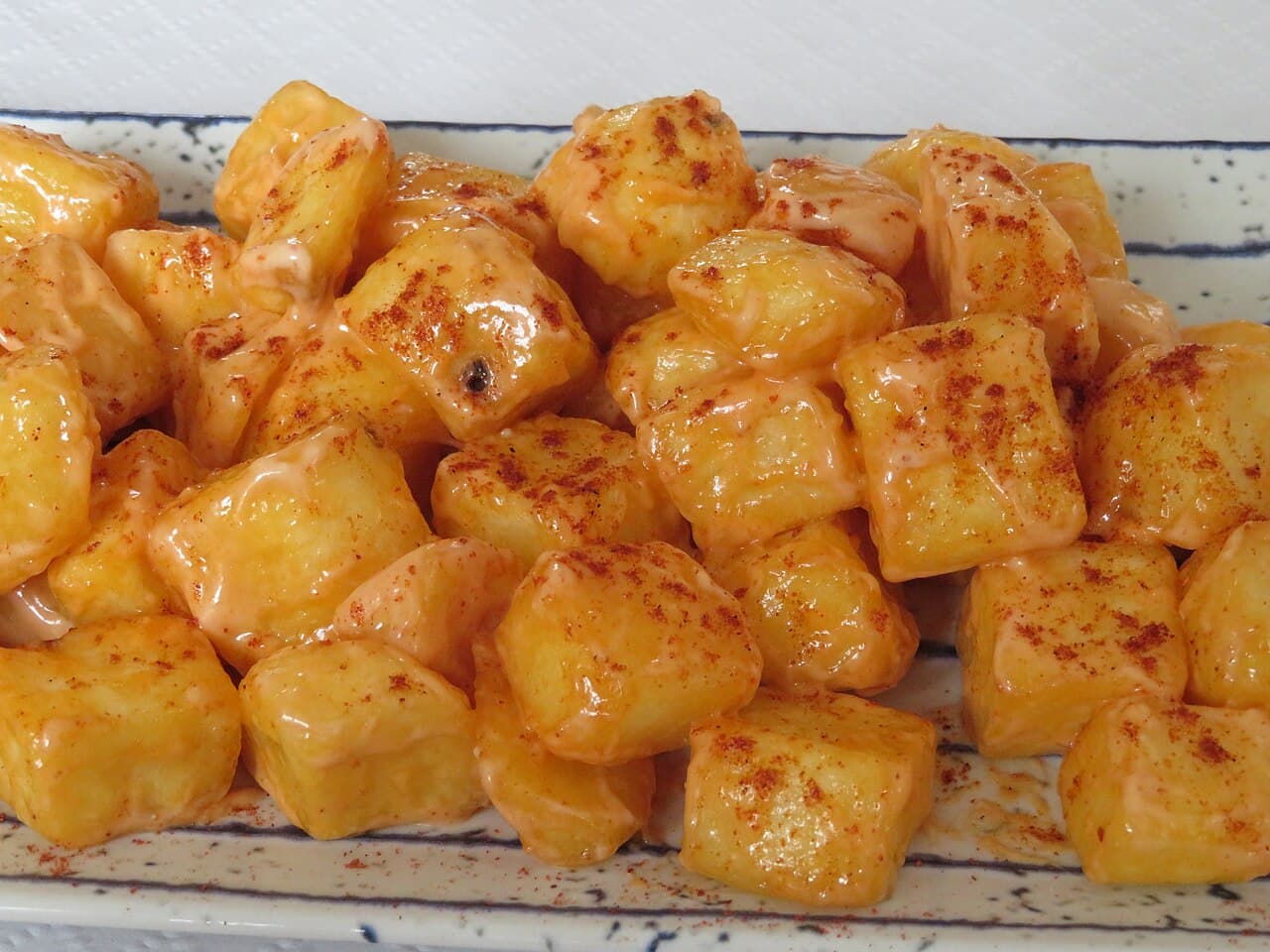 Patatas Bravas (Acı Patatesler)