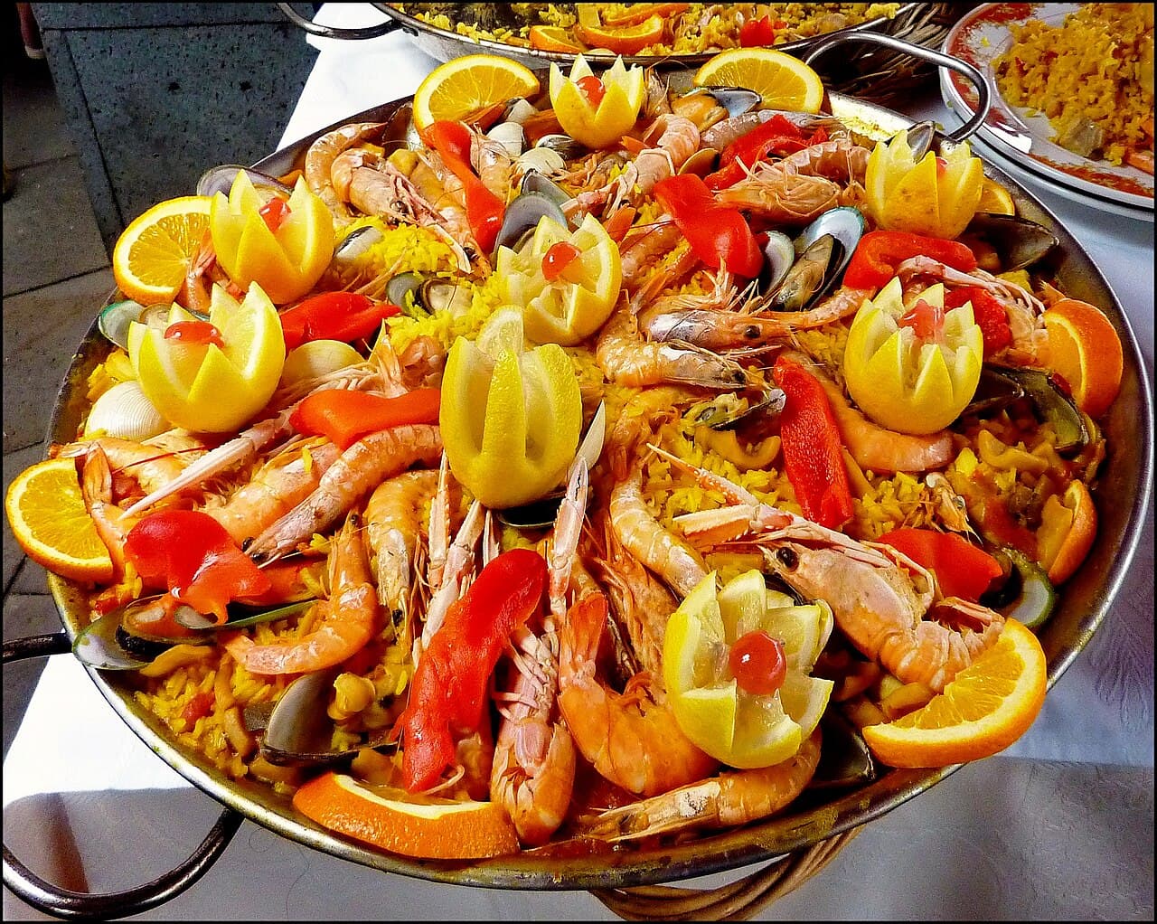 Paella de Mariscos (İspanyol Deniz Mahsulleri Paellası)