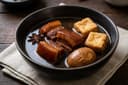 Fünf-Gewürz-Schweinebaucheintopf