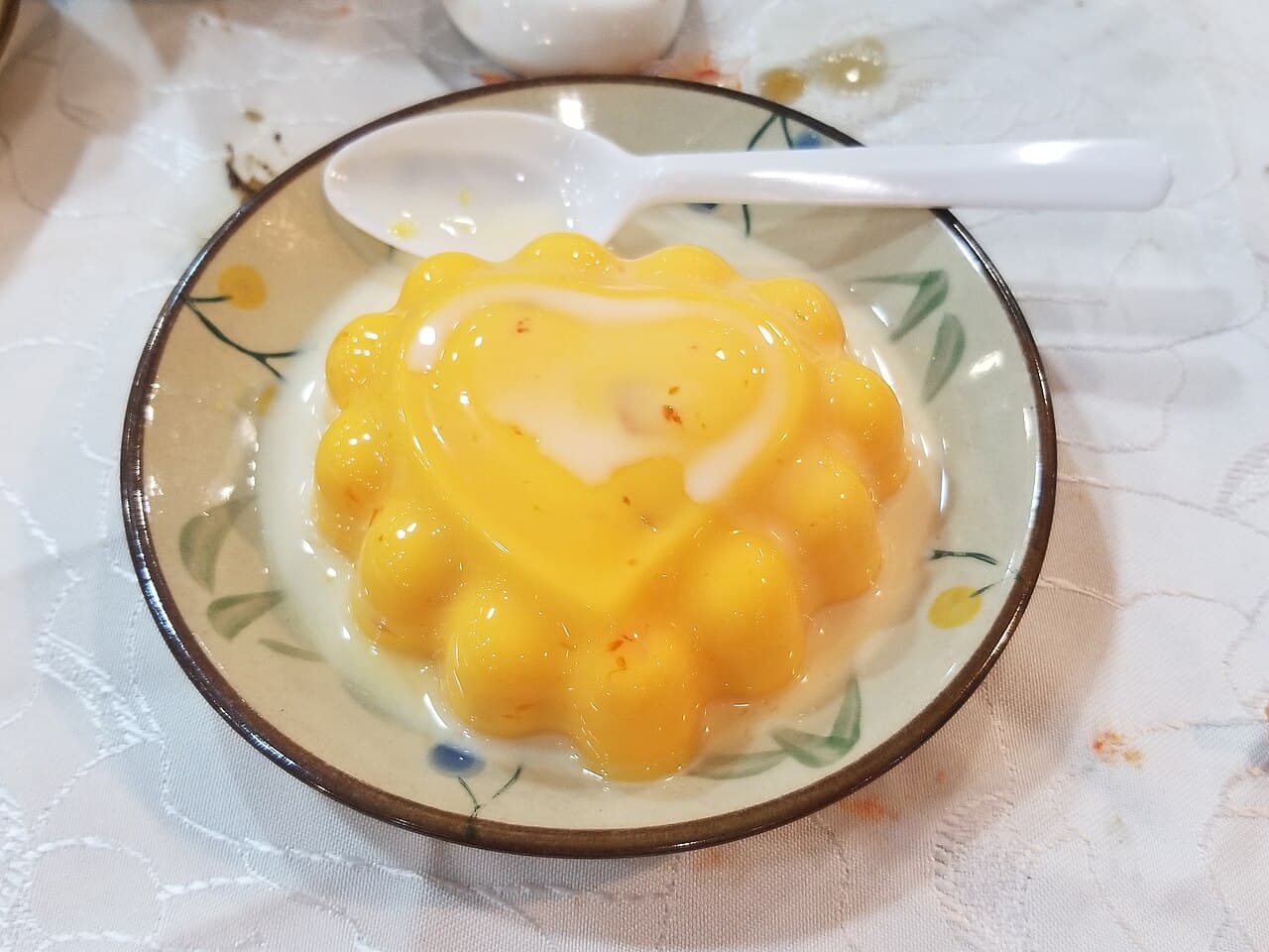 Hong Kong Style Mango Pudding